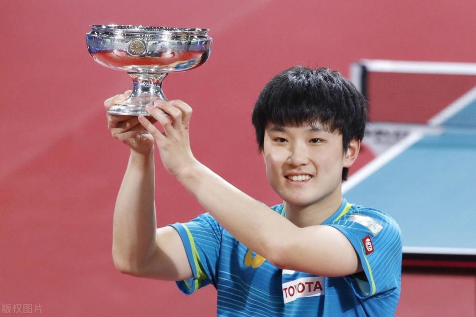 奥地利队横扫日本队，张本智和统治全场