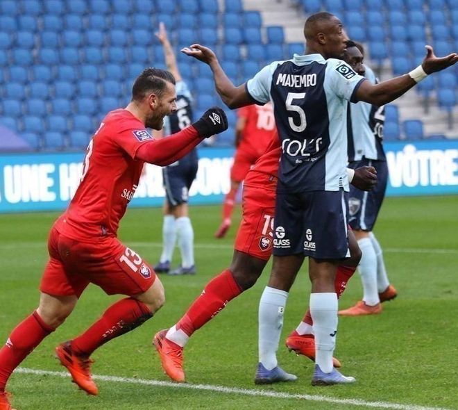 阿斯顿马丁碾压雷诺车队，佩雷兹状态火热