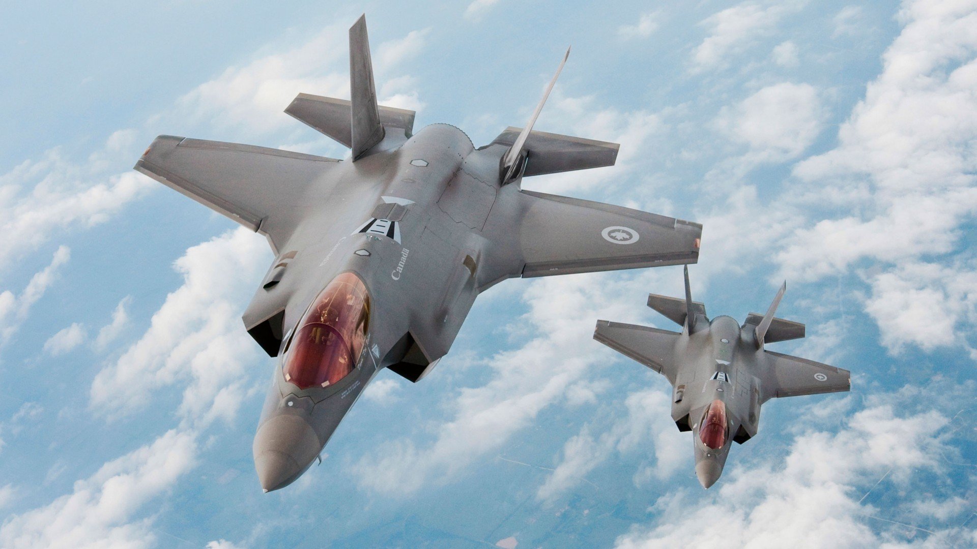 德比之巅与冰火之战，皇马完胜巴萨，AC米兰战术革命掀翻塞维利亚